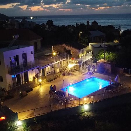 Holiday Apartments,Polynikis Sea-Cret, Пахиаммос Экстерьер фото